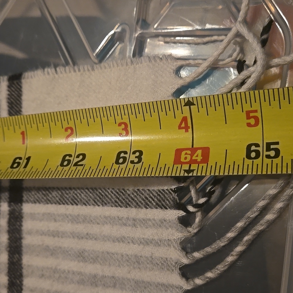 Vintage Marchall Field's Plaid Fringe Scarf in Black and White B1 - Picture 5 of 5